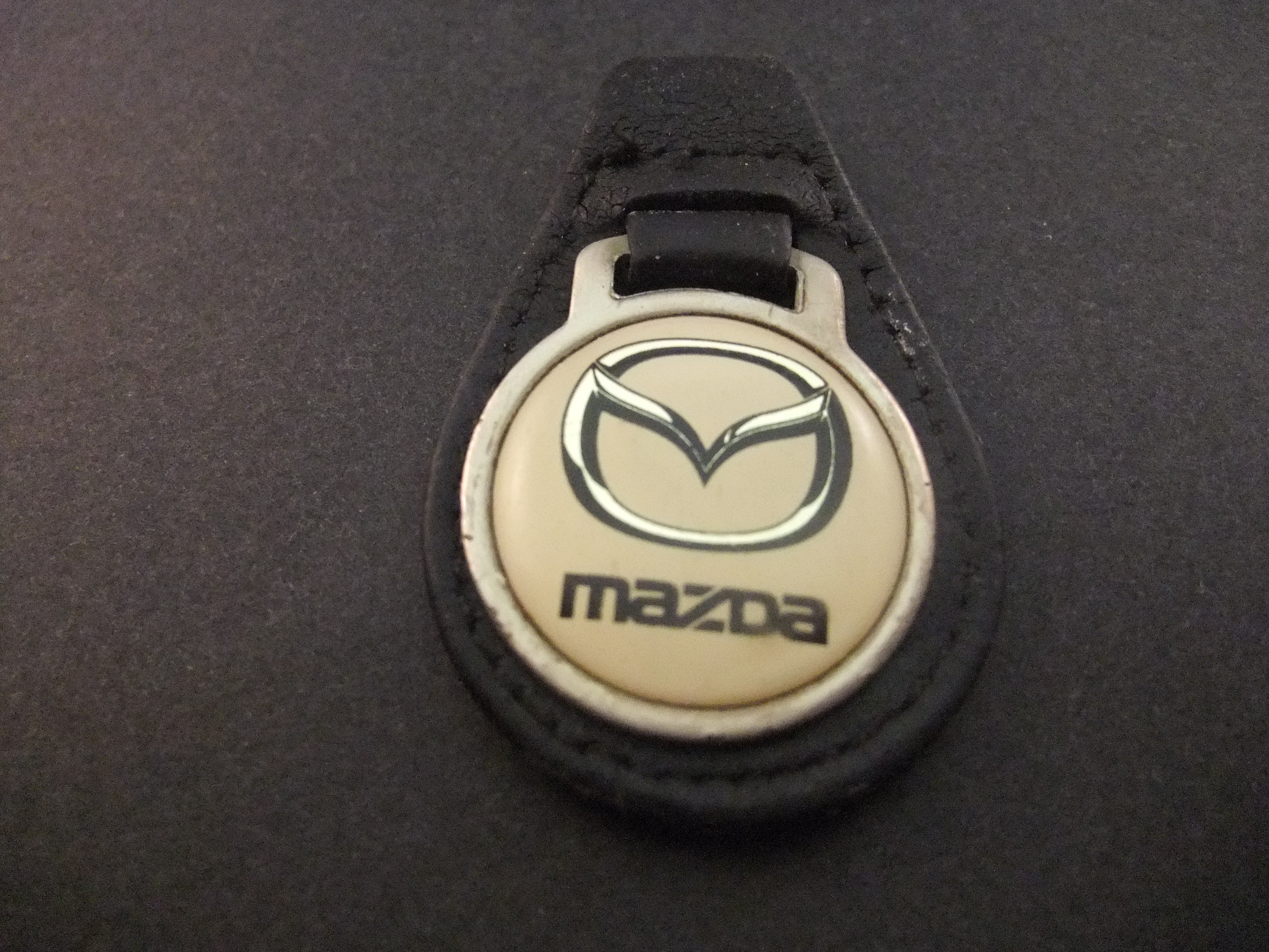 Mazda japans automerk logo zilverkleurig sleutelhanger
